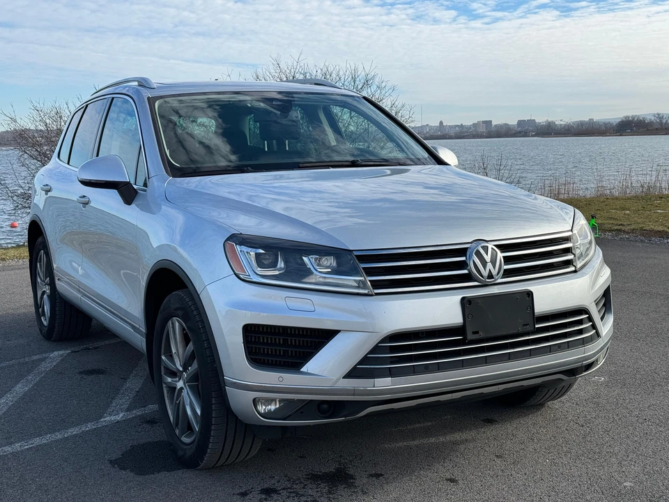 2015 Volkswagen Touareg - Image 17 of 31