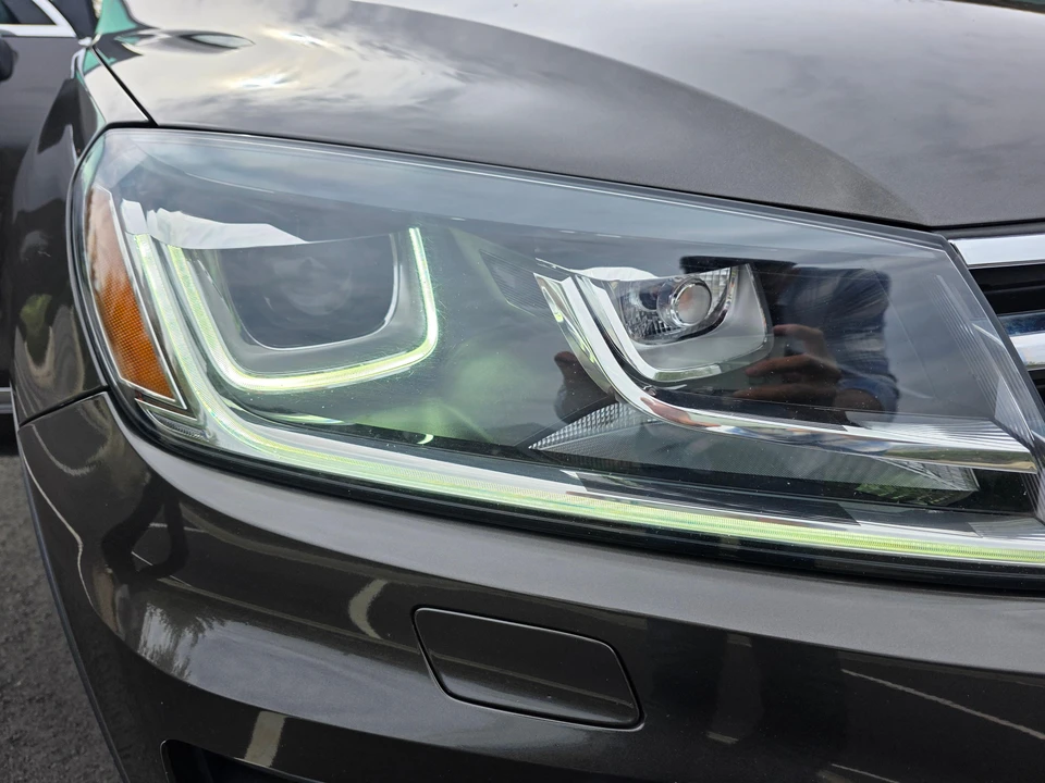 2015 Volkswagen Touareg - Image 17 of 31