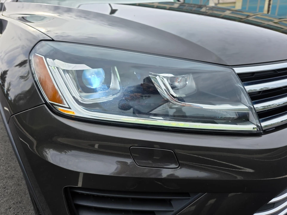 2015 Volkswagen Touareg - Image 16 of 31