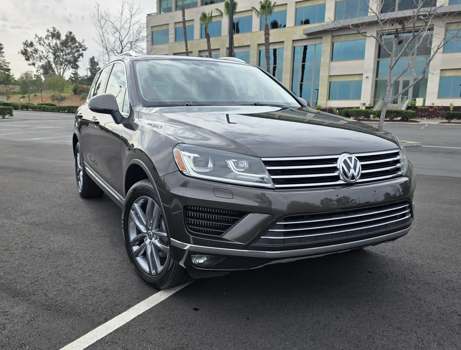 2015 Volkswagen Touareg - Image 15 of 31