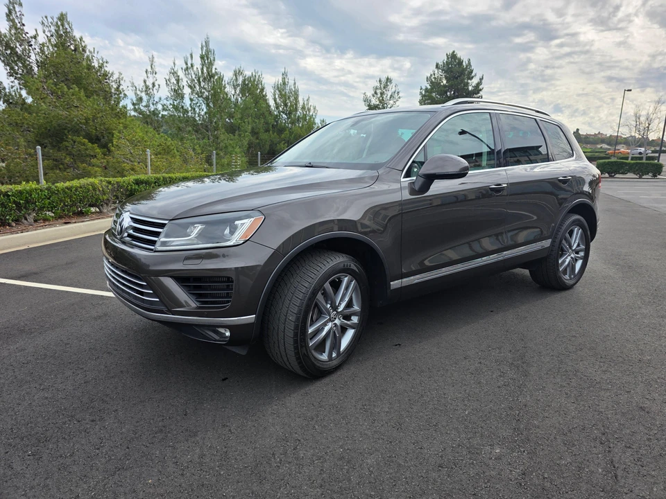 2015 Volkswagen Touareg - Image 8 of 31