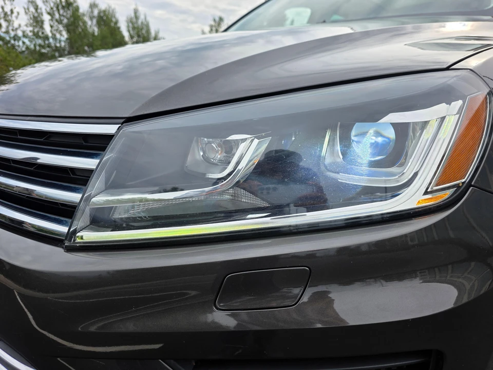2015 Volkswagen Touareg - Image 19 of 31
