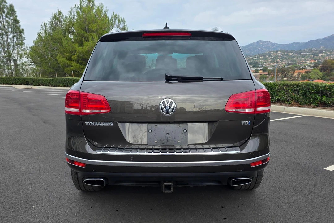 2015 Volkswagen Touareg - Image 5 of 31