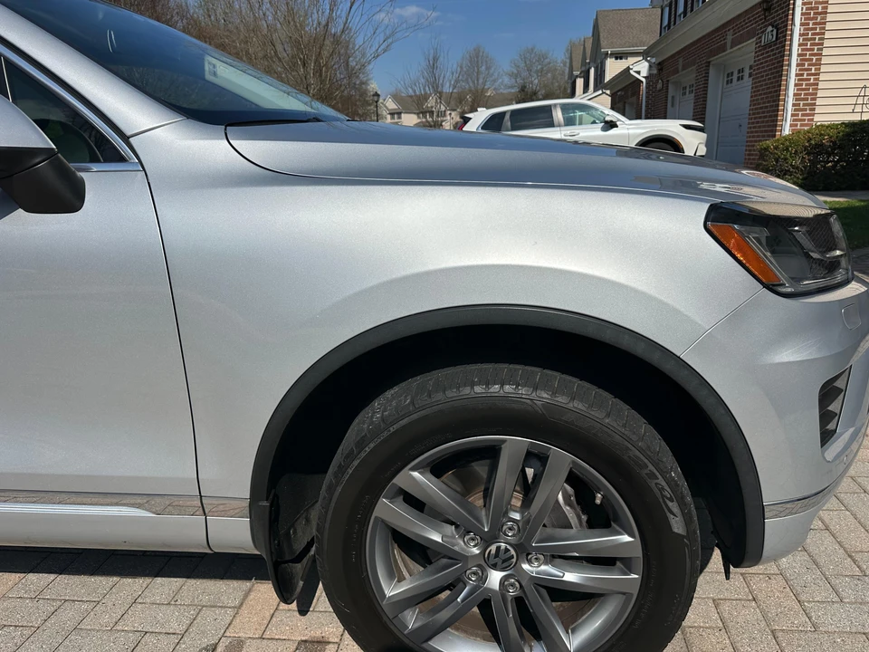 2015 Volkswagen Touareg - Image 24 of 31