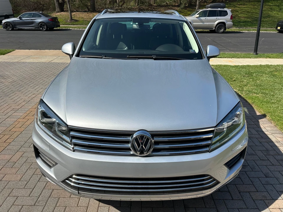 2015 Volkswagen Touareg - Image 14 of 31