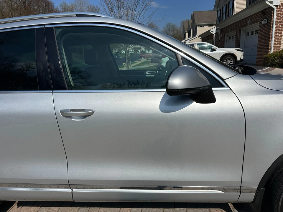 2015 Volkswagen Touareg - Image 23 of 31