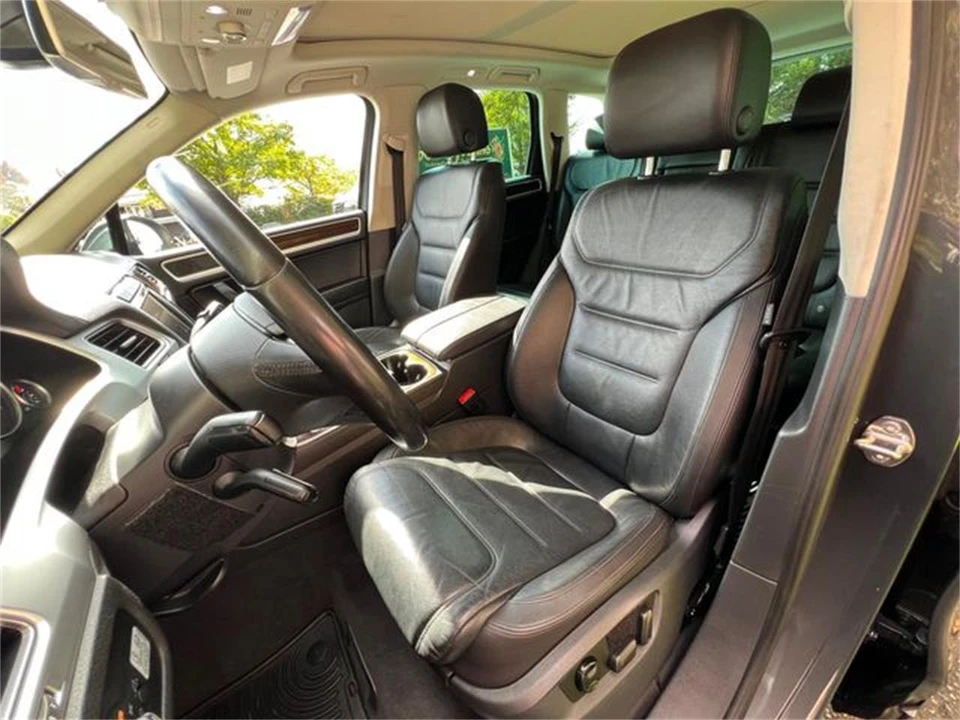 2015 Volkswagen Touareg - Image 22 of 31