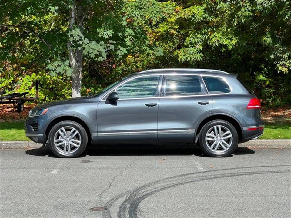 2015 Volkswagen Touareg - Image 4 of 31