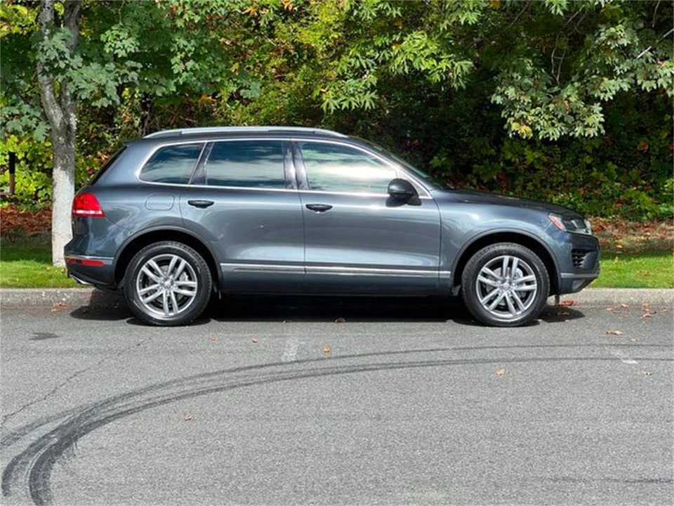 2015 Volkswagen Touareg - Image 7 of 31