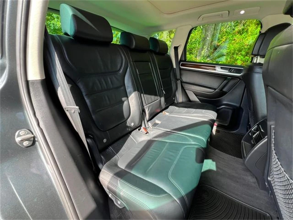 2015 Volkswagen Touareg - Image 29 of 31