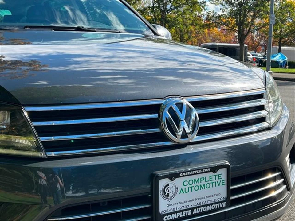 2015 Volkswagen Touareg - Image 11 of 31