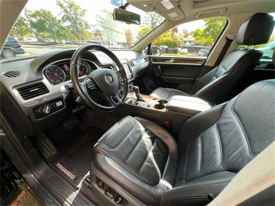 2015 Volkswagen Touareg - Image 21 of 31
