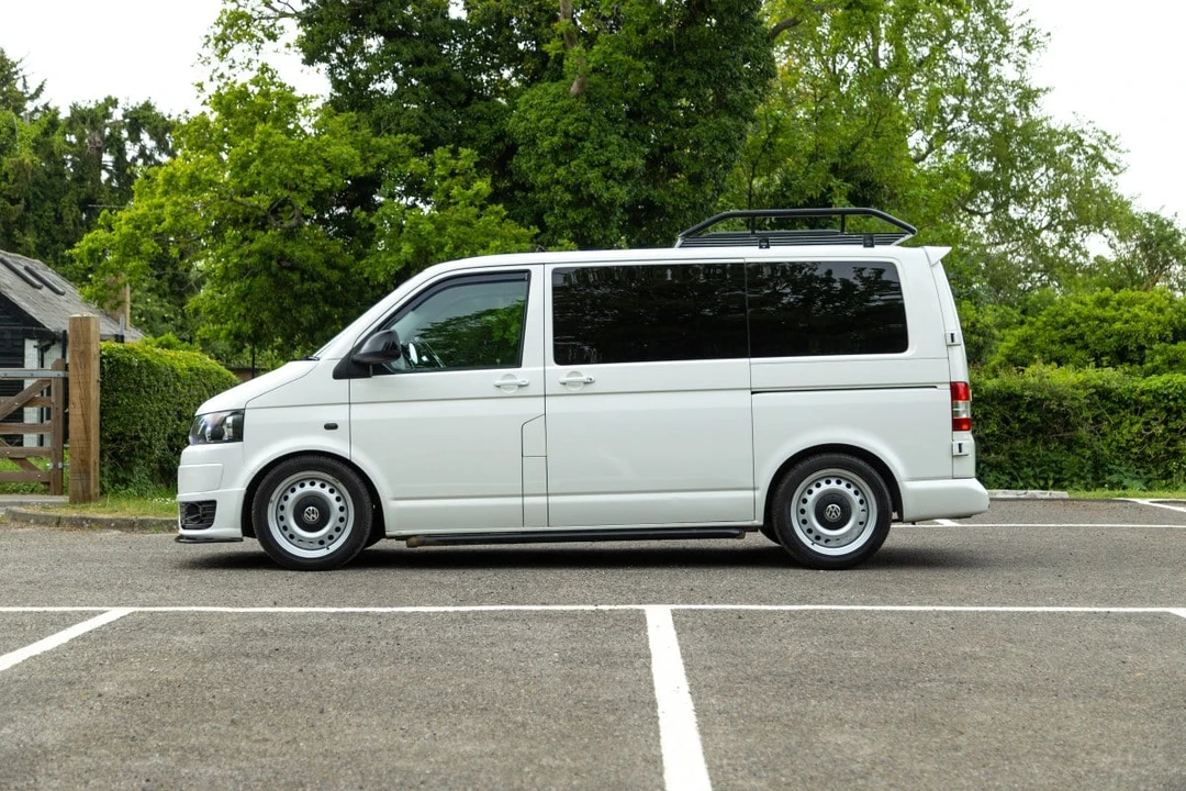 2015 Volkswagen EuroVan - Image 14 of 30
