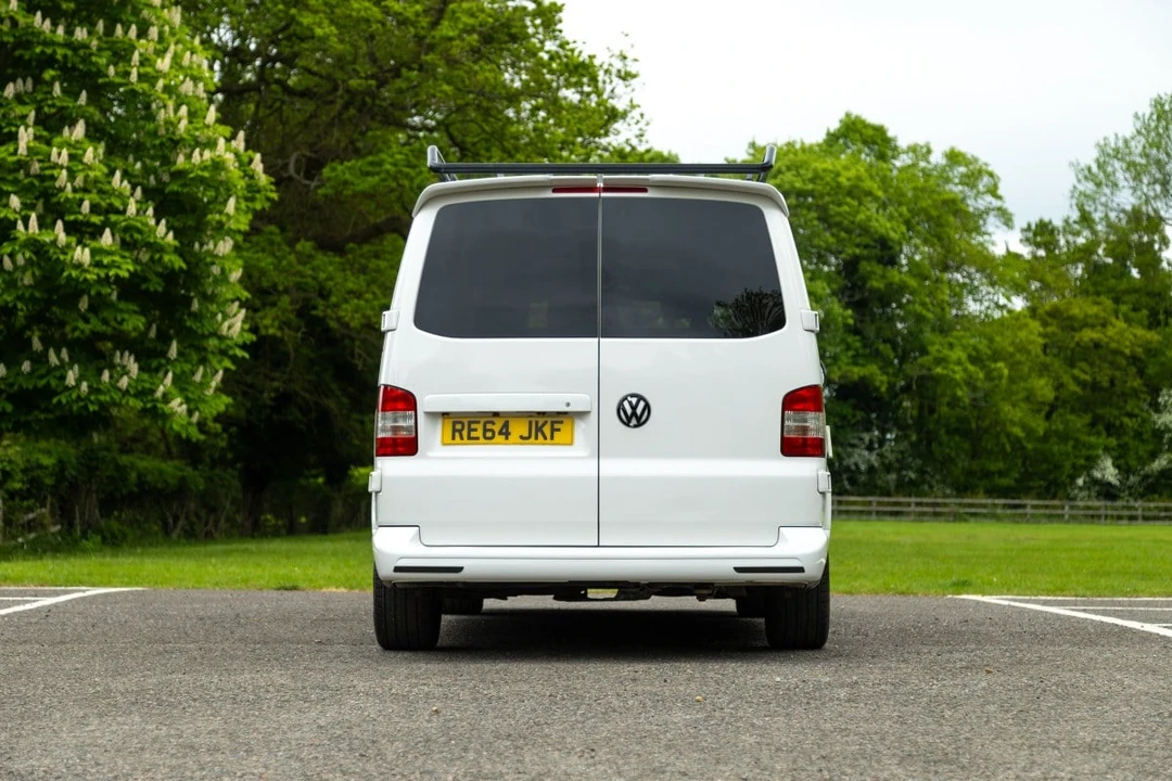 2015 Volkswagen EuroVan - Image 10 of 30