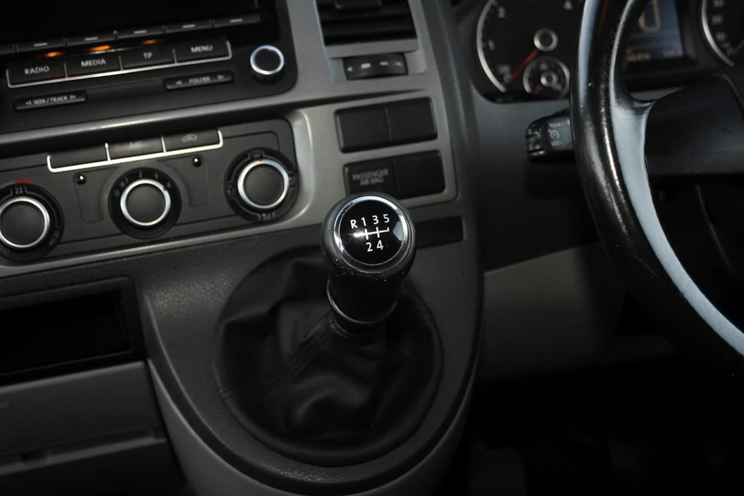 2015 Volkswagen EuroVan - Image 30 of 30