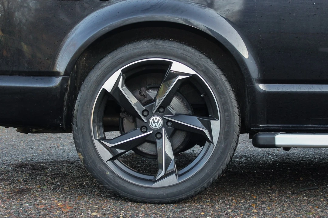 2015 Volkswagen EuroVan - Image 23 of 30