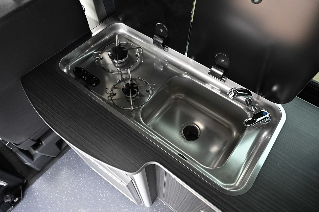 2015 Volkswagen EuroVan - Image 29 of 30