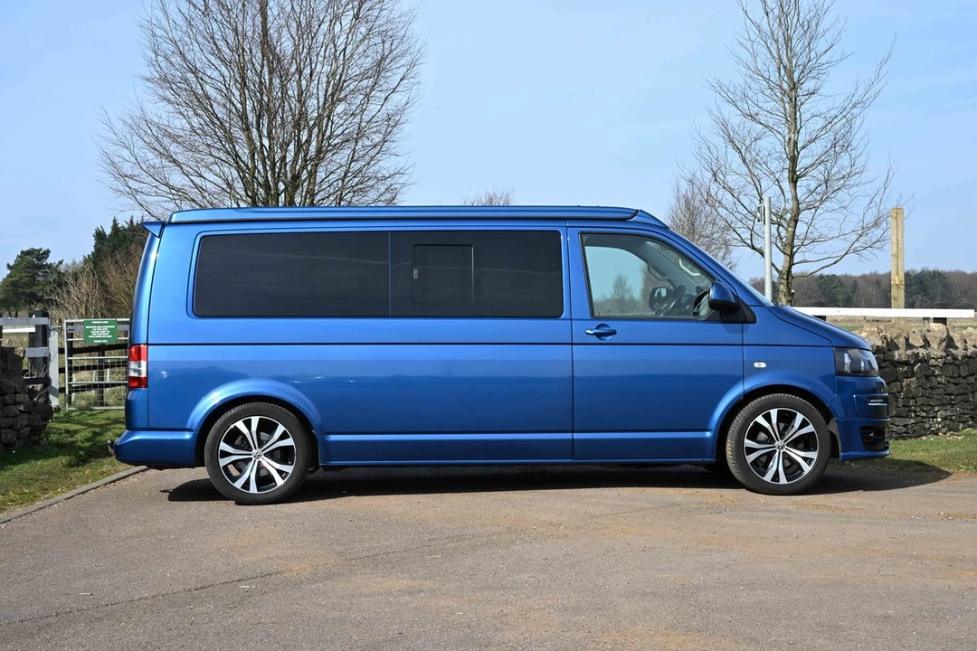 2015 Volkswagen EuroVan - Image 11 of 30