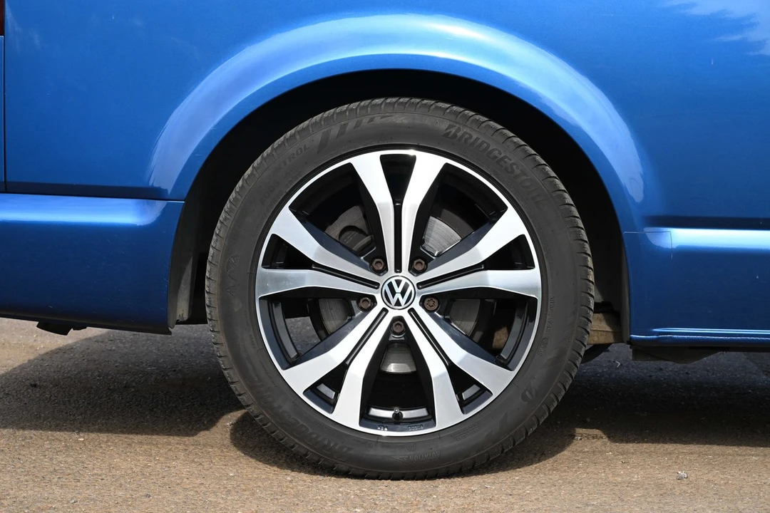2015 Volkswagen EuroVan - Image 20 of 30