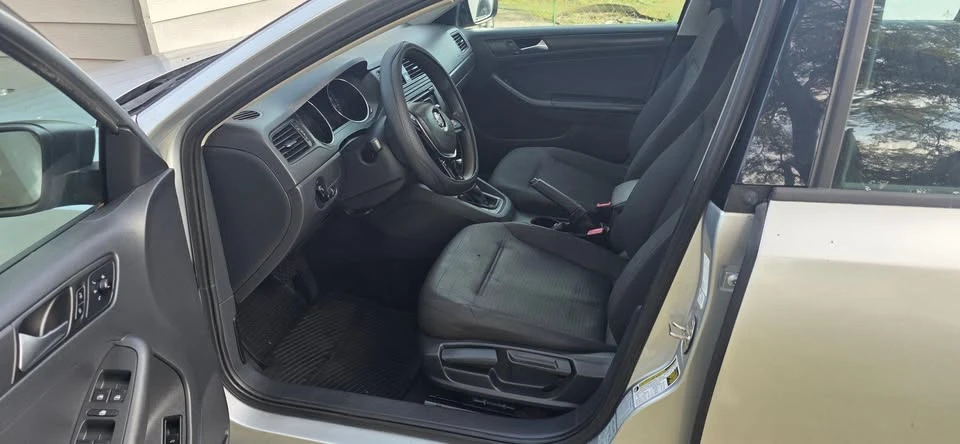 2015 Volkswagen A4 Jetta - Image 2 of 5