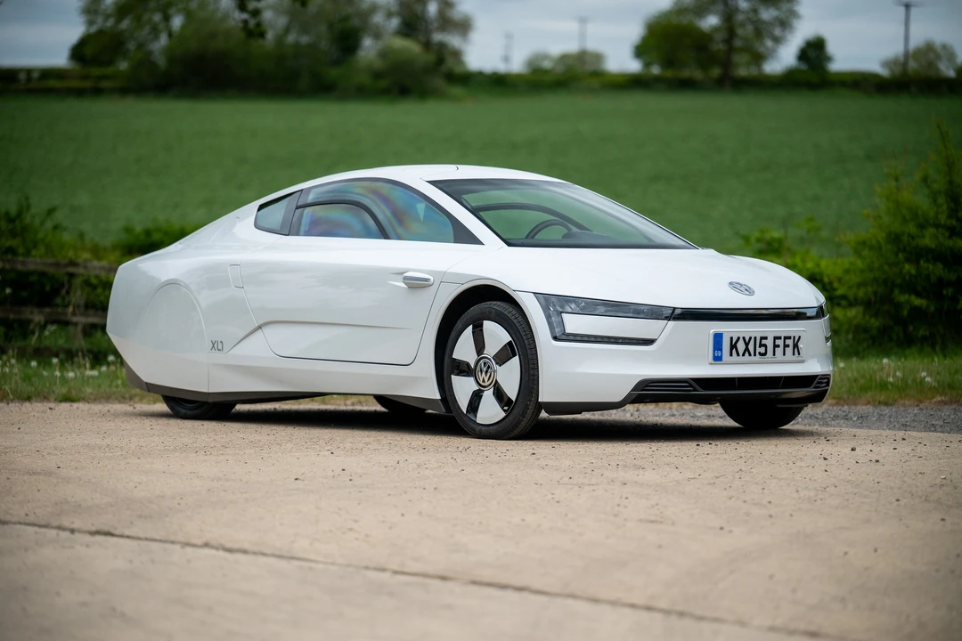 2015 Volkswagen - Image 3 of 31