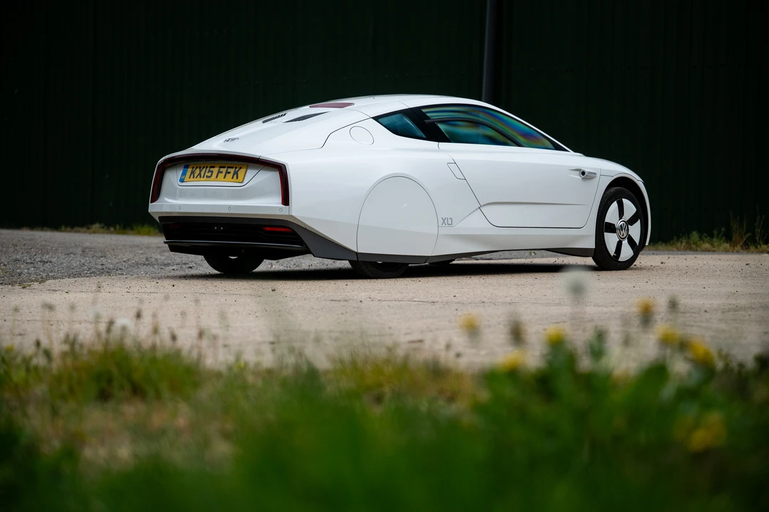 2015 Volkswagen - Image 19 of 31
