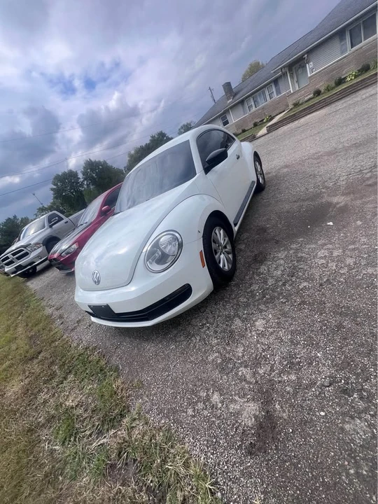 2015 Volkswagen A5 Beetle - Image 2 of 8