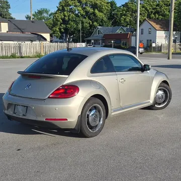 2015 Volkswagen Beetle Classic