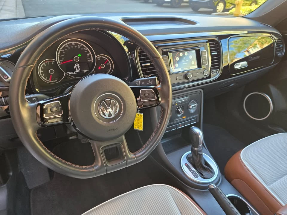 2015 Volkswagen A5 Beetle - Image 16 of 20