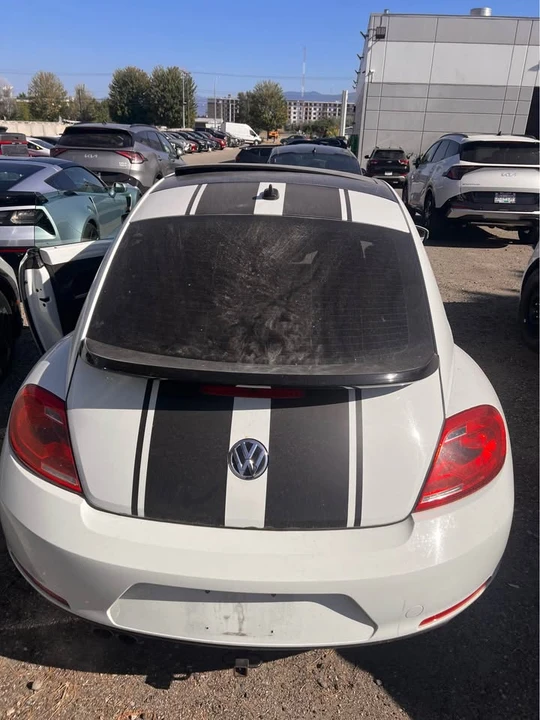 2015 Volkswagen A5 Beetle - Image 3 of 9