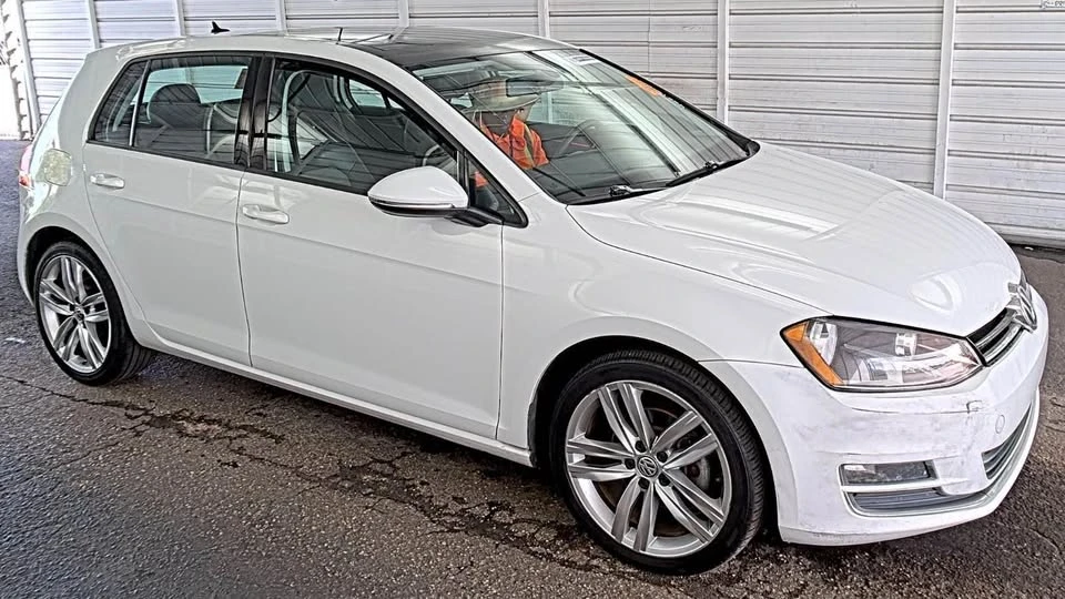 2015 Volkswagen Golf Mk7 - Image 2 of 3