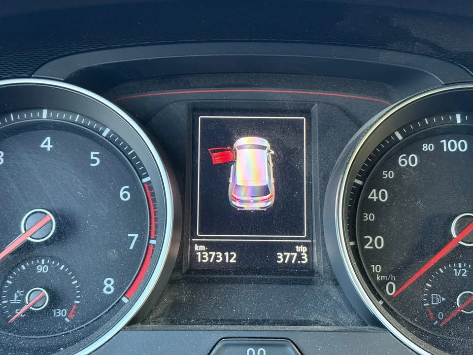 2015 Volkswagen GTI Mk7 - Image 10 of 11