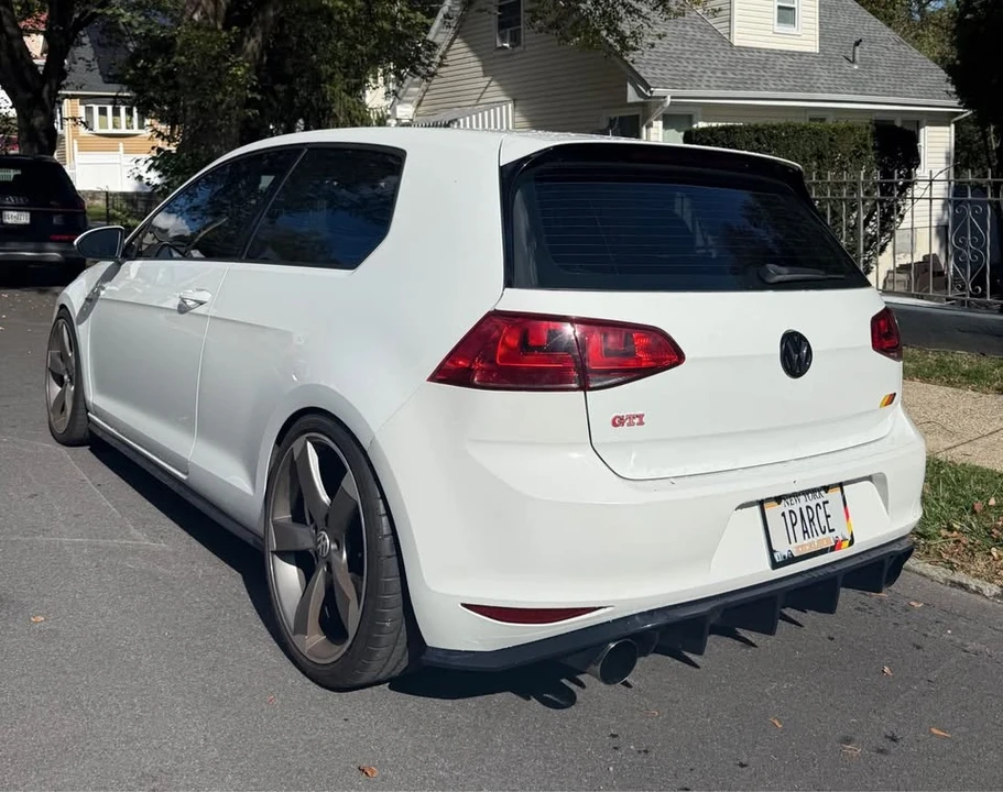 2015 Volkswagen GTI Mk7 - Image 3 of 8