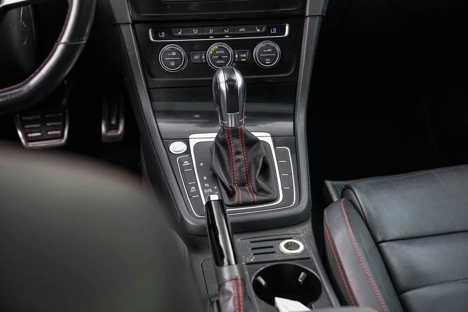 2015 Volkswagen GTI Mk7 - Image 14 of 20