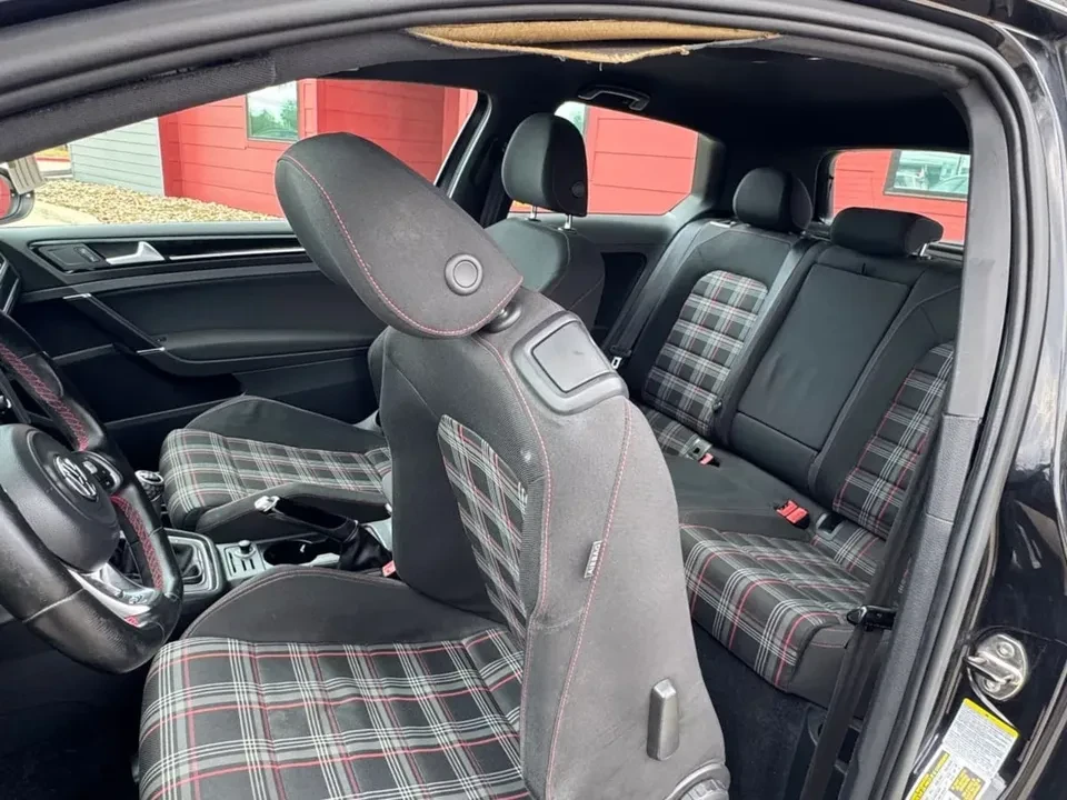 2015 Volkswagen GTI Mk7 - Image 5 of 5