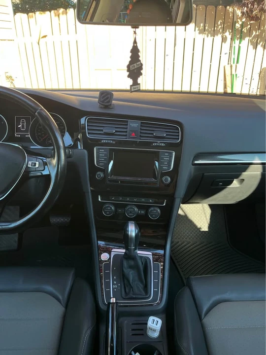 2015 Volkswagen GTI Mk7 - Image 6 of 6