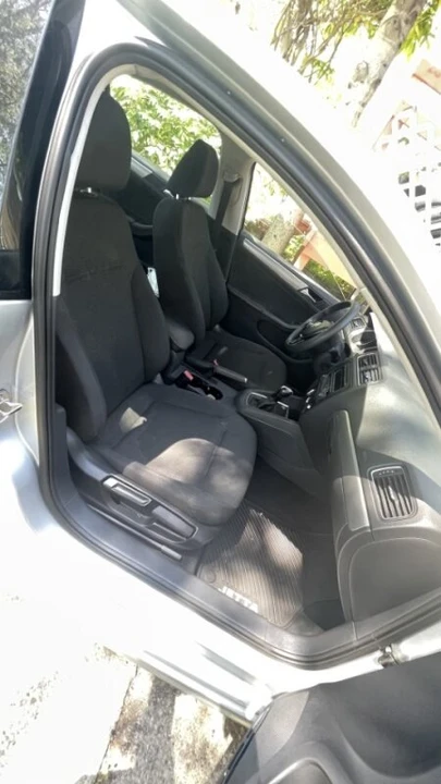 2015 Volkswagen A6 Jetta - Image 15 of 20