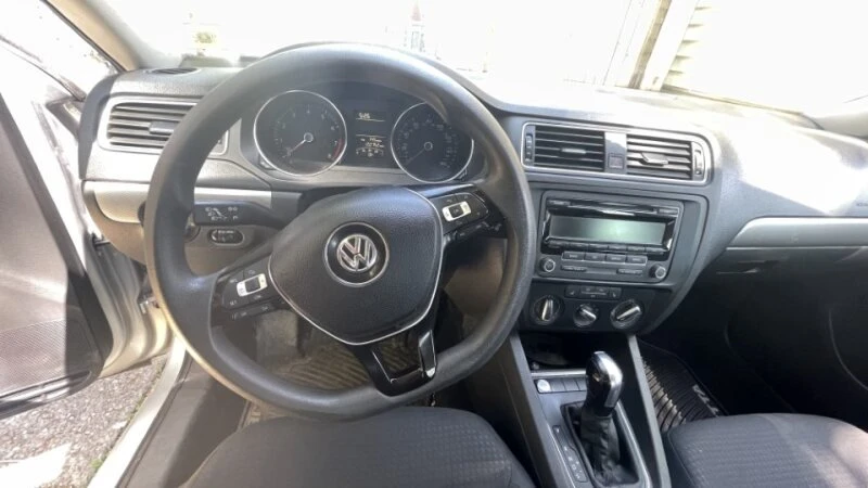 2015 Volkswagen A6 Jetta - Image 12 of 20