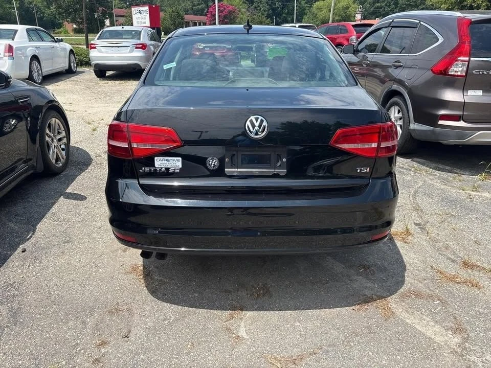 2015 Volkswagen A6 Jetta - Image 5 of 10