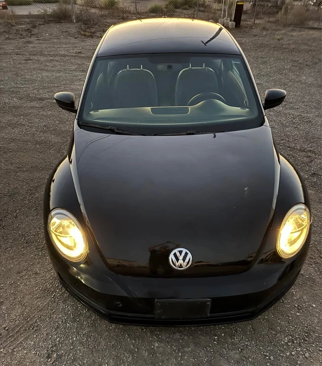 2015 Volkswagen A5 Beetle - Image 2 of 8