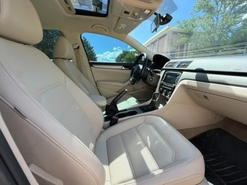2015 Volkswagen Passat - Image 19 of 20
