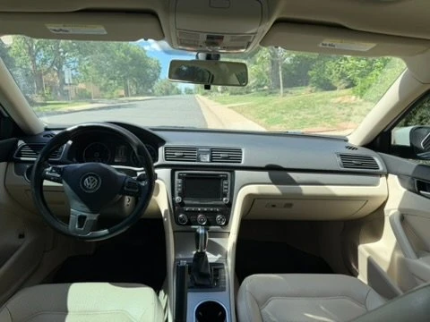 2015 Volkswagen Passat - Image 16 of 20