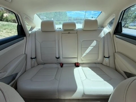 2015 Volkswagen Passat - Image 15 of 20