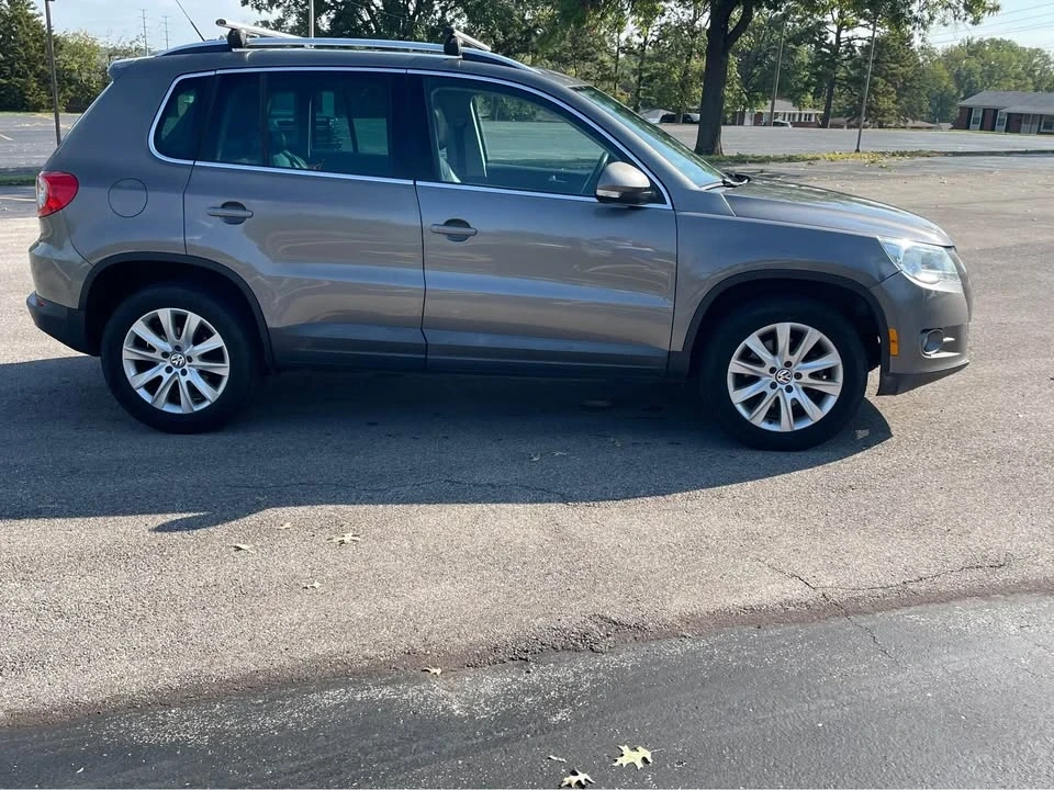 2015 Volkswagen Tiguan - Image 6 of 11