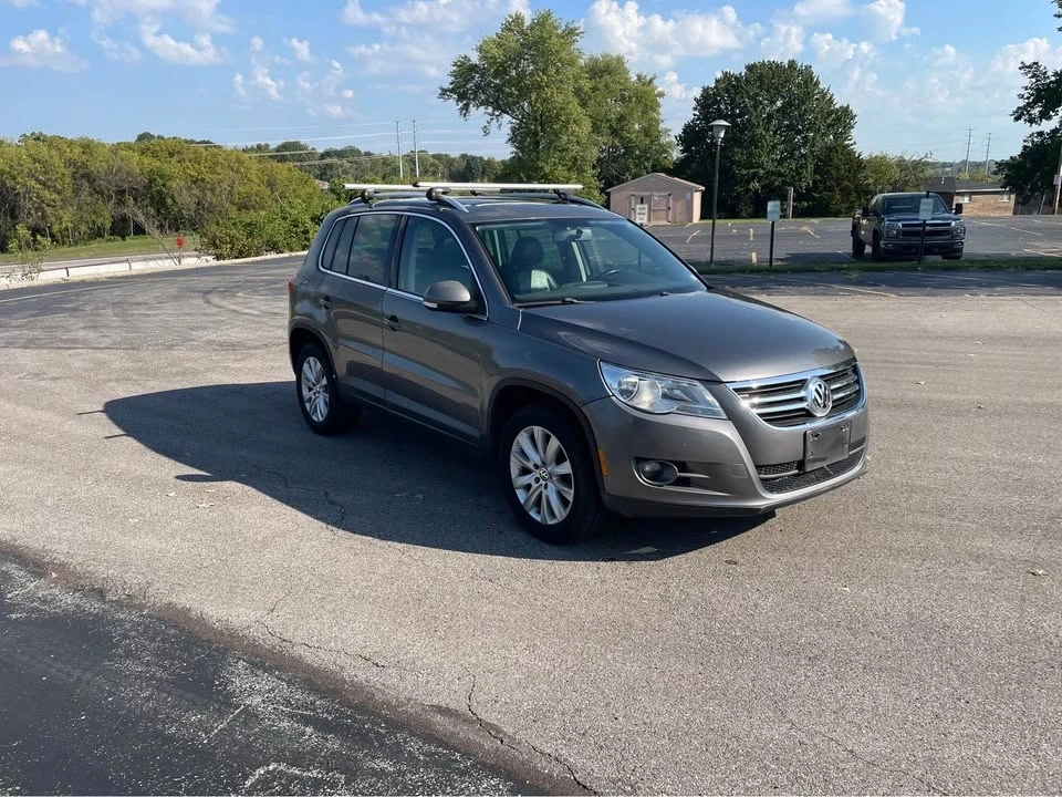 2015 Volkswagen Tiguan - Image 4 of 11