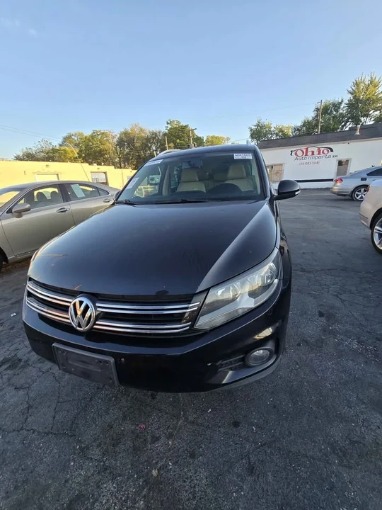 2015 Volkswagen Tiguan - Image 2 of 8