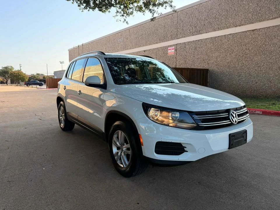 2015 Volkswagen Tiguan - Image 2 of 15
