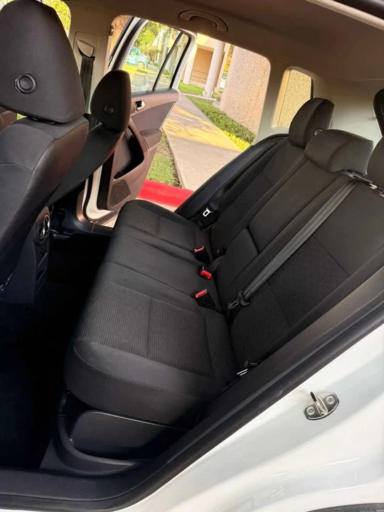2015 Volkswagen Tiguan - Image 13 of 15