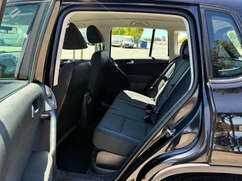 2015 Volkswagen Tiguan - Image 8 of 13