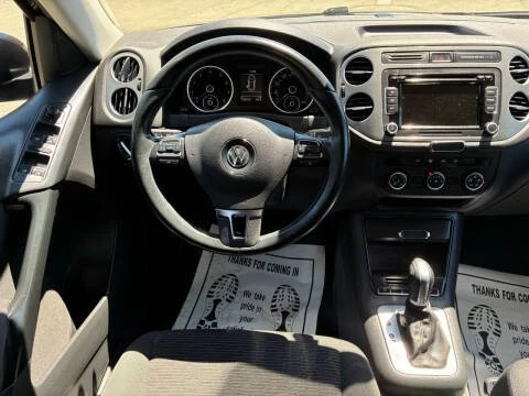 2015 Volkswagen Tiguan - Image 10 of 13